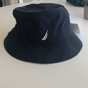 NWT Nautica bucket hat